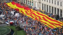 La manifestación a favor de la unidad de España reúne a miles de personas en Barcelona