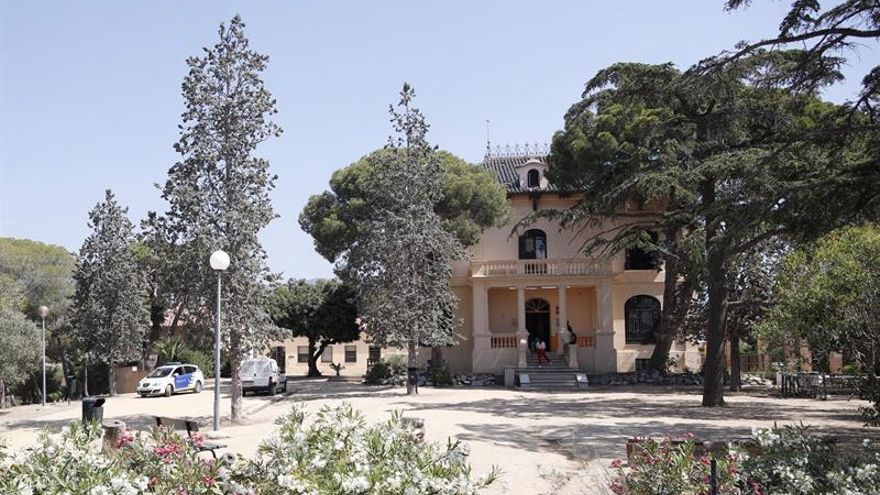 El Síndic pide proteger "de inmediato" a los menores que duermen en la calle