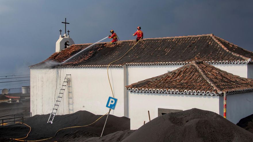 La población empadronada en viviendas afectadas por la lava en La Palma asciende a 2.069