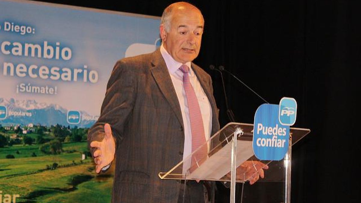 Julián Vélez, durante un acto de campaña electoral.