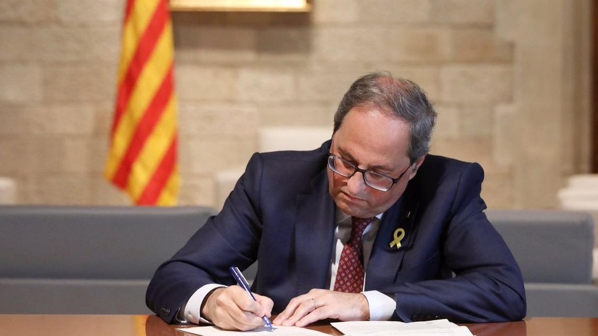 Torra declara este miércoles ante el TSJC por presunta desobediencia al no retirar lazos
