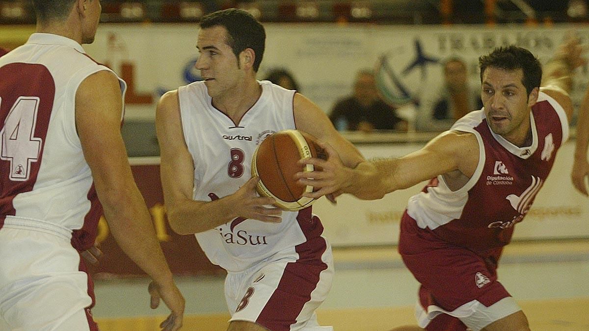 Manolo Camacho en el Cajasur - Peñarroya en diciembre 2005