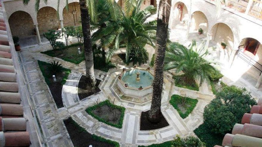 Llegó a ser uno de los hospitales más longevos de España y hoy tiene uno de los patios más bonitos de Jaén