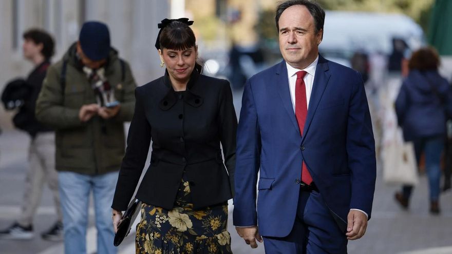 La Diputación de Valencia ficha en comisión de servicios a la pareja de Pérez Llorca por el doble de su salario anterior