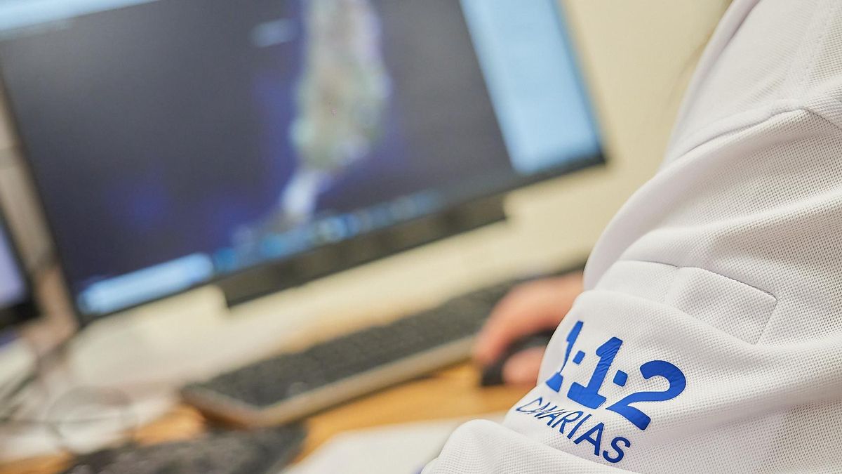 Trabajadora del 1-1-2 Canarias.