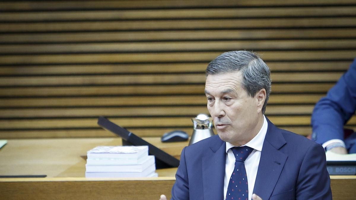 El PSPV pide que el conseller Marciano Gómez explique en las Corts el incremento de las derivaciones a la sanidad valenciana