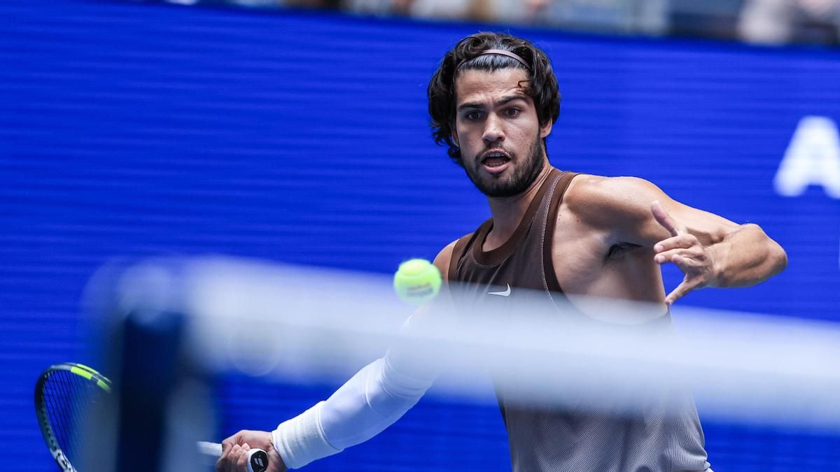 Alcaraz vuelve, gana y apuntala su récord de victorias en el US Open