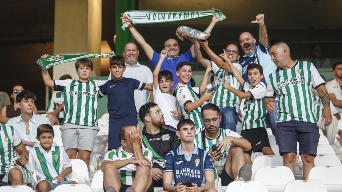 Grada Blanquiverde del Córdoba CF - UD Almería