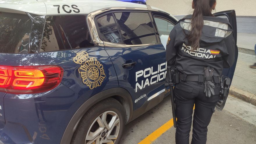 La Justicia reconoce como acto de servicio el accidente de tráfico de una policía nacional cuando regresaba a su casa en Canarias