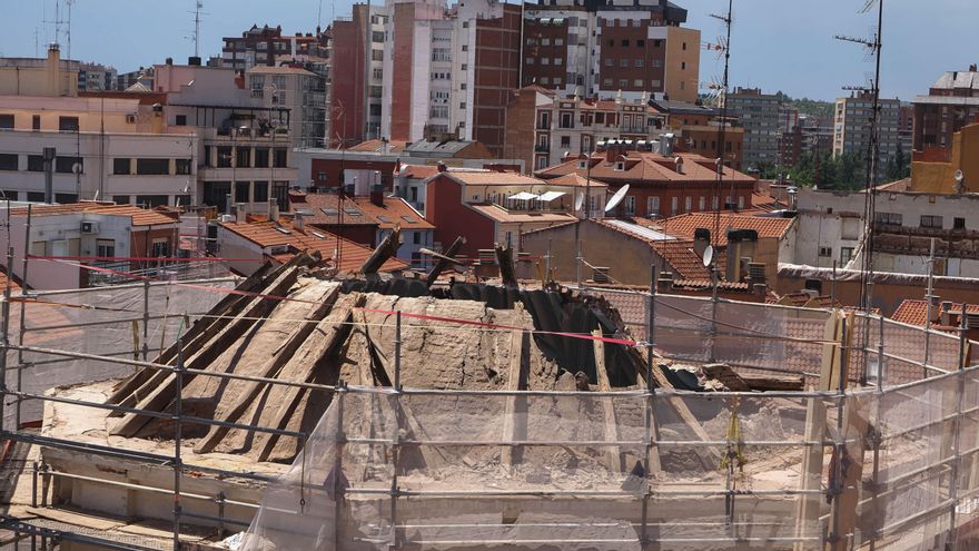 El Ayuntamiento de Valladolid promete fondos económicos a la Cofradía para recuperar la cúpula de la Vera Cruz