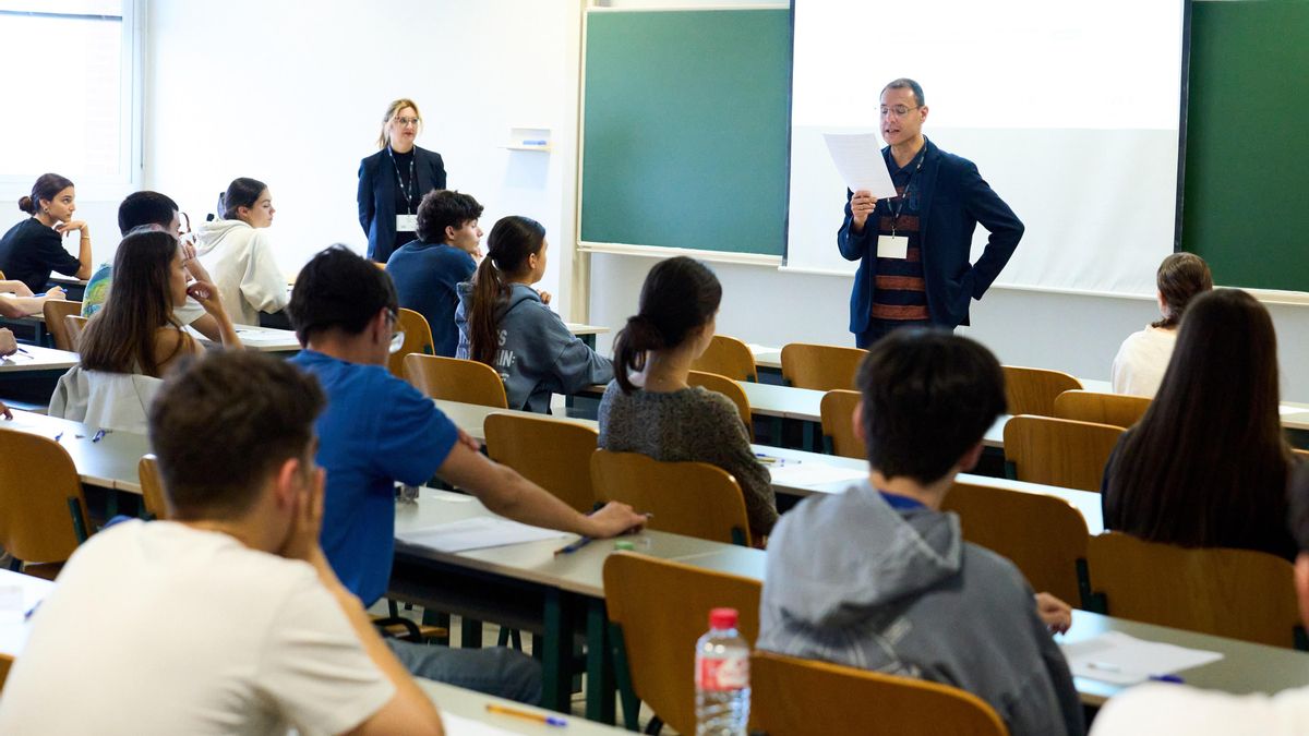 Un error en el examen de Biología de la PAU obliga a corregirlo a los 20 minutos de empezar