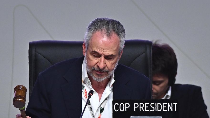 El temor a un fracaso colectivo por el empuje de la ultraderecha impone un acuerdo aguado en la COP30