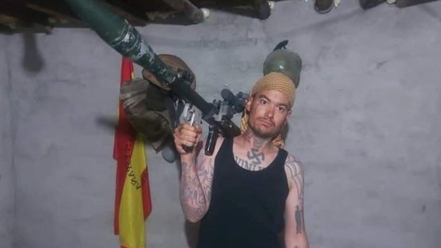 'Turbito', el neonazi valenciano que se exhibe en Siria con armamento de guerra