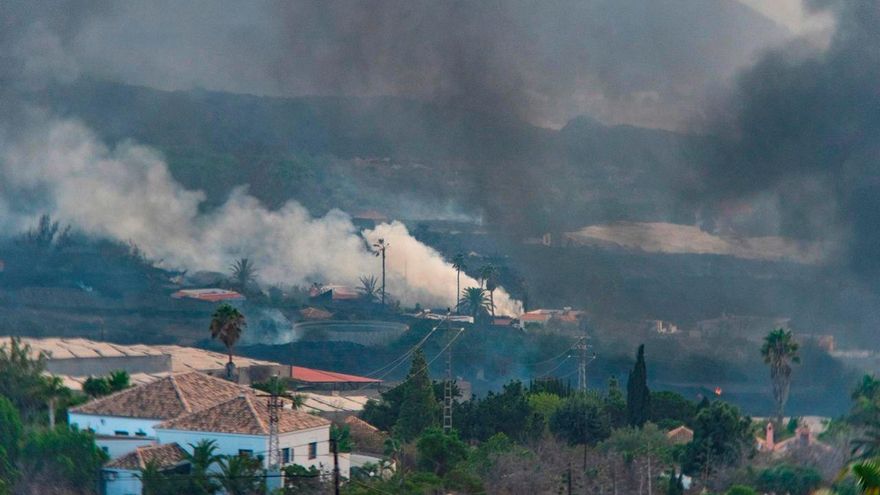 La lava llega al centro urbano de La Laguna