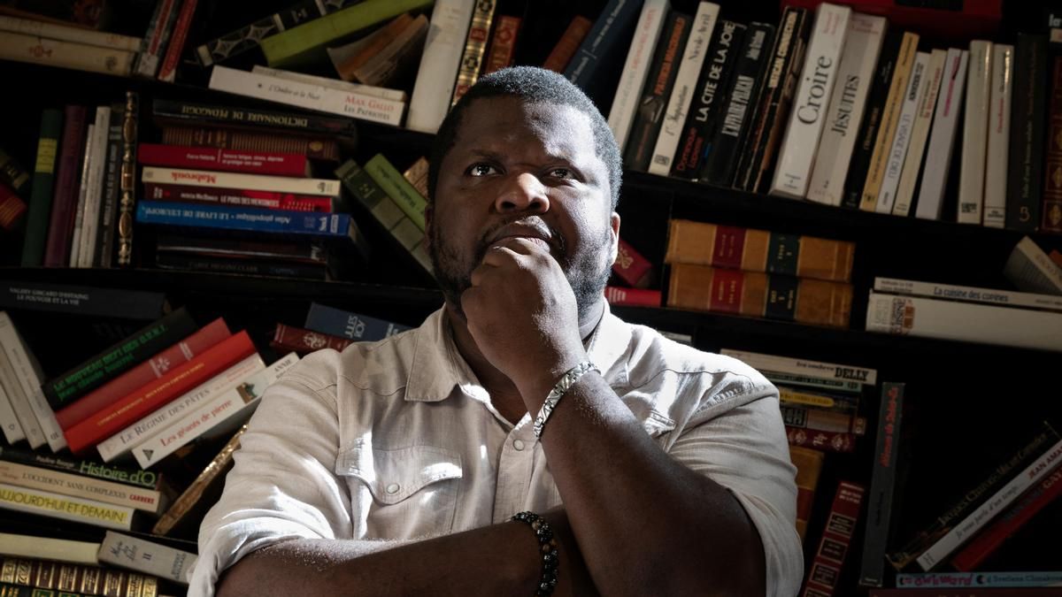 El novelista Thelyson Orelien