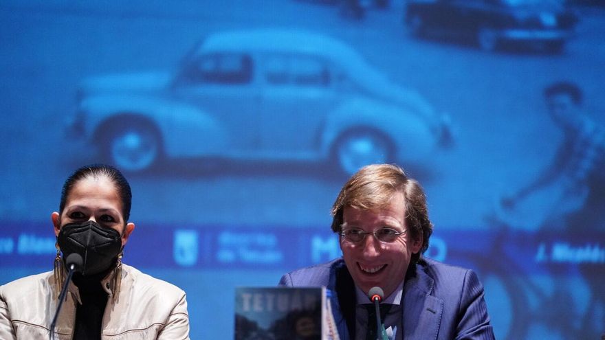 Loas a los toros y a dirigentes del PP en la presentación municipal de un libro sobre los 160 años de Tetuán