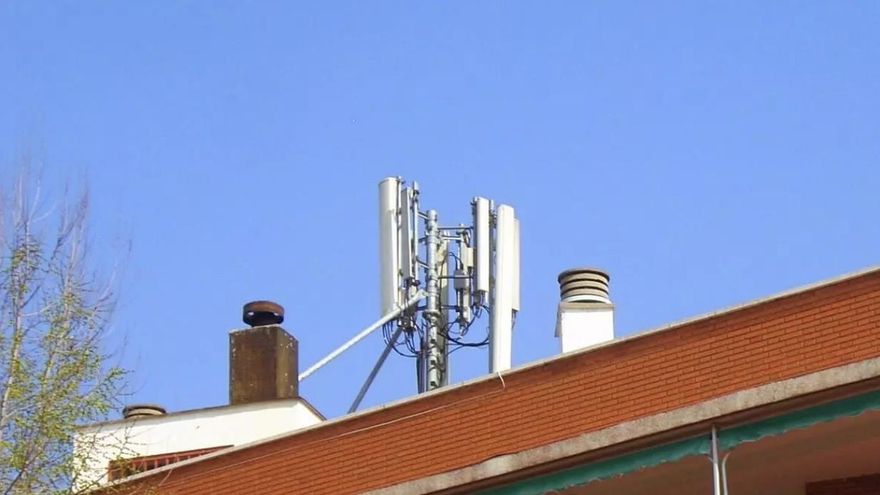 El Supremo ampara a una familia canaria que sufrió 62 manifestaciones a la puerta de su casa por una antena de telefonía