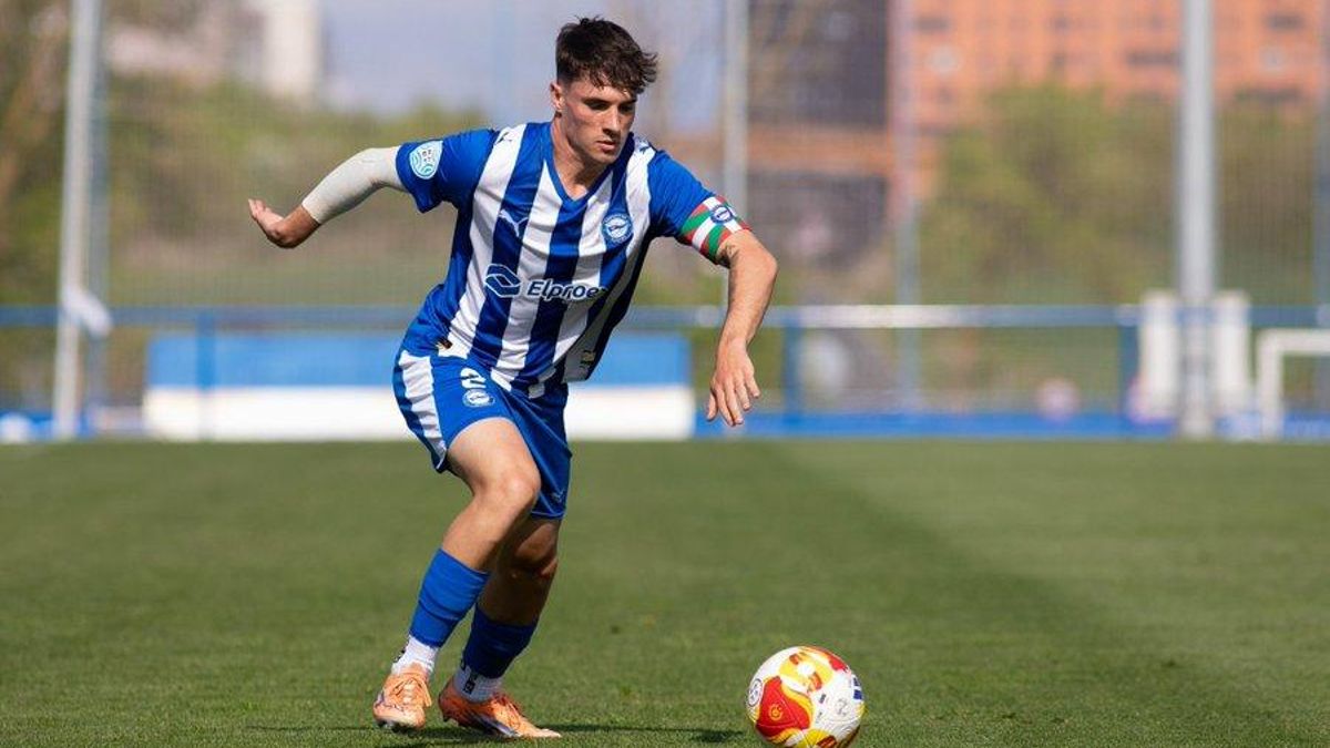 Egoitz Muñoz, con el Alavés B