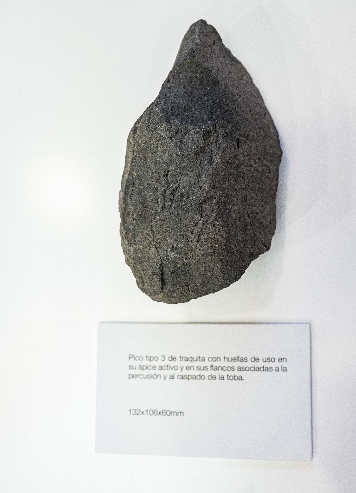 Una de las rocas con signos de haber sido usada durante las cosechas.