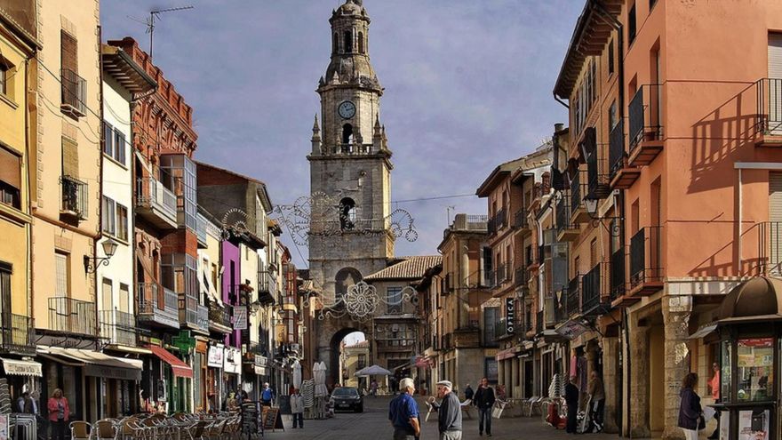Por qué, según la leyenda, este arco se construyó con vino y no con agua