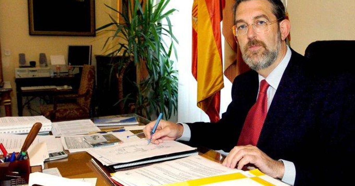 El exdelegado del Gobierno en Cantabria Agustín Ibáñez fallece a los 72 años en un accidente de moto