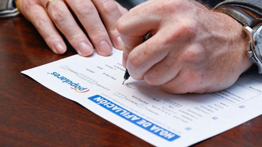 Rellenando la hoja de afiliación