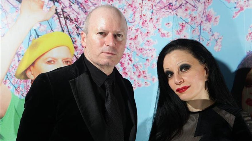 Nacho Canut desvela en una muestra fotográfica su afición por las gasolineras