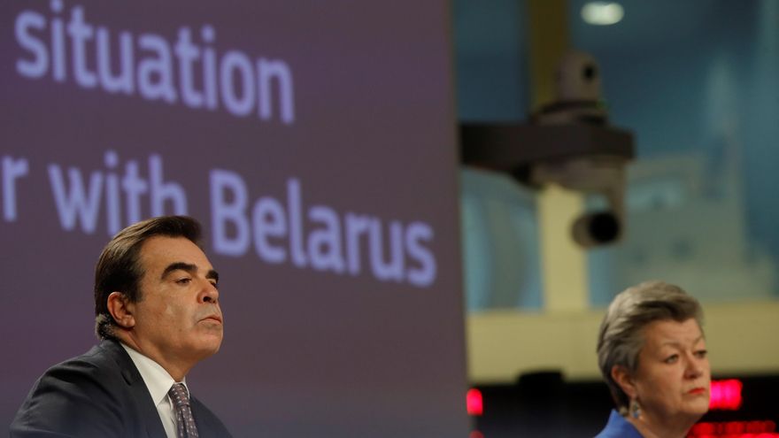 Bruselas propone retornos acelerados para aliviar la frontera bielorrusa