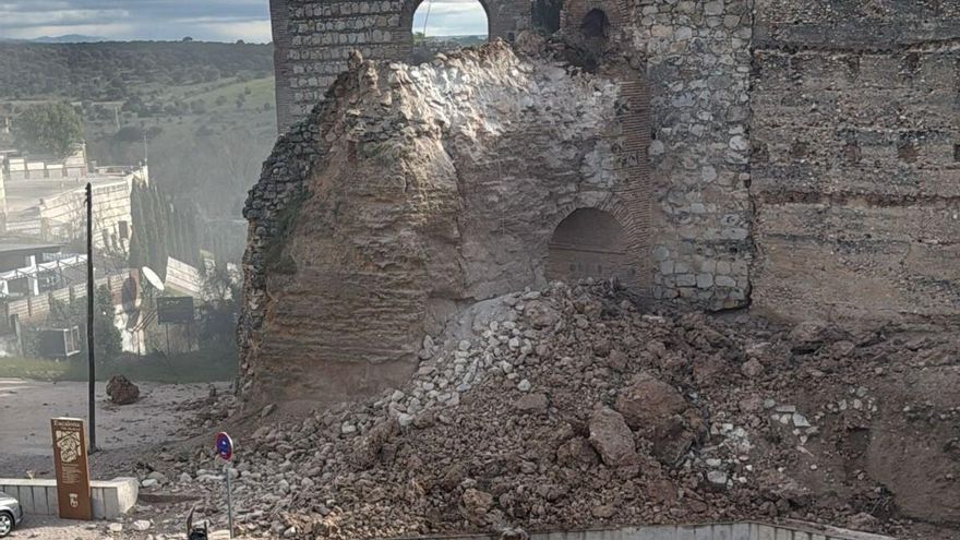 Se derrumba parte del castillo de Escalona en Toledo, sin heridos: "Media hora después habría sido una tragedia"