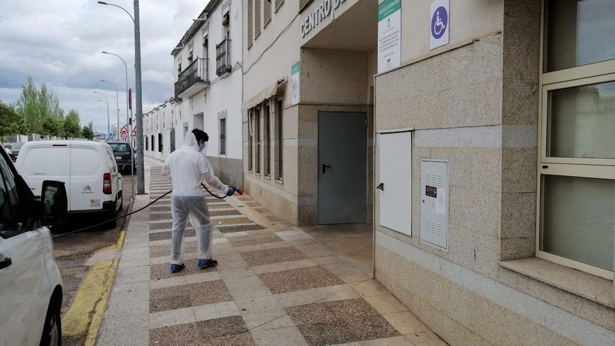 Extremadura cierra Calamonte (Badajoz) ante la presencia de la variante británica y una incidencia disparada