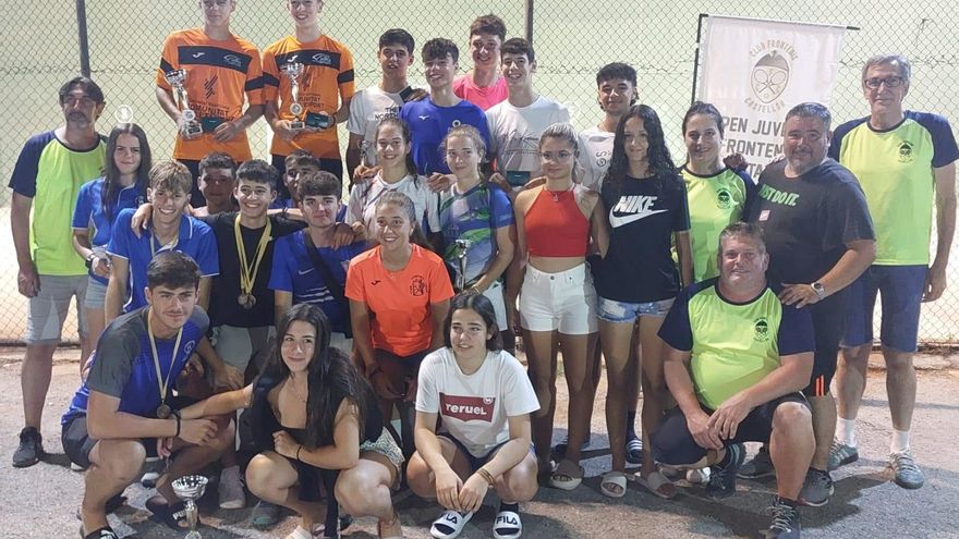 Victorias de Lorena López y Samuel Morales en el II Open Nacional Juvenil de frontenis