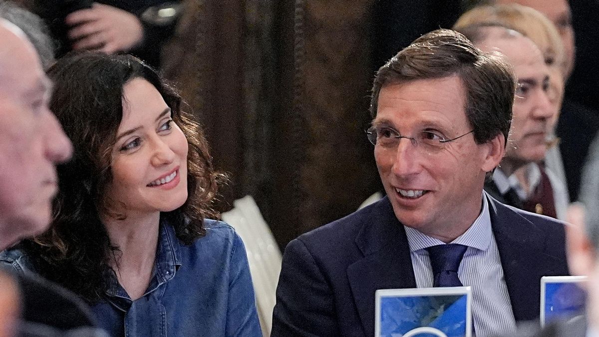 Almeida y Ayuso, en un desayuno informativo este martes en Madrid