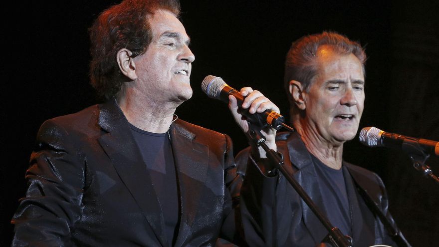 Del 'Resistiré' al 'La, la, la', himnos entre las 766 obras registradas por De la Calva