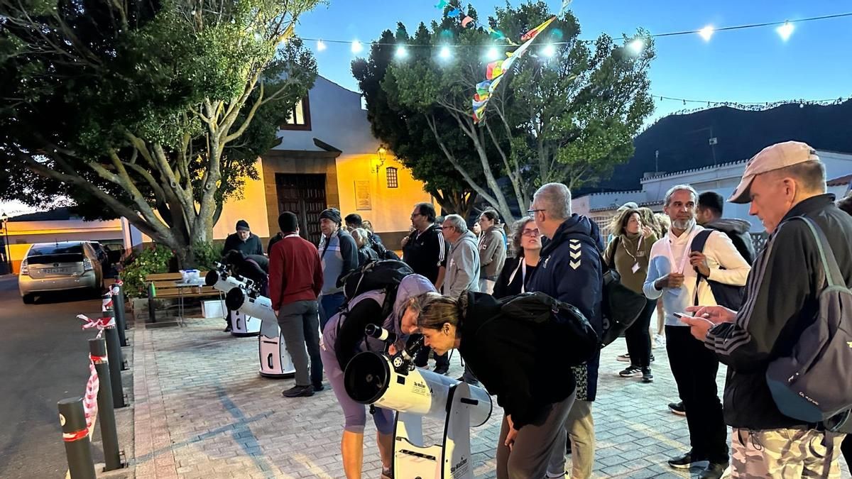 Juncalillo se prepara para vivir en directo el eclipse parcial de Luna