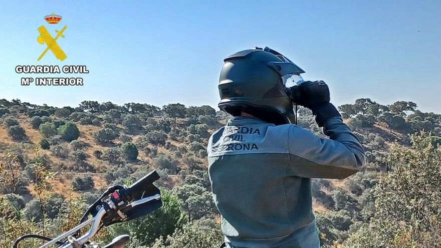 Sorprendido cuando se disponía a "chantear" la caza de una finca de Monesterio donde estaba prevista una montería