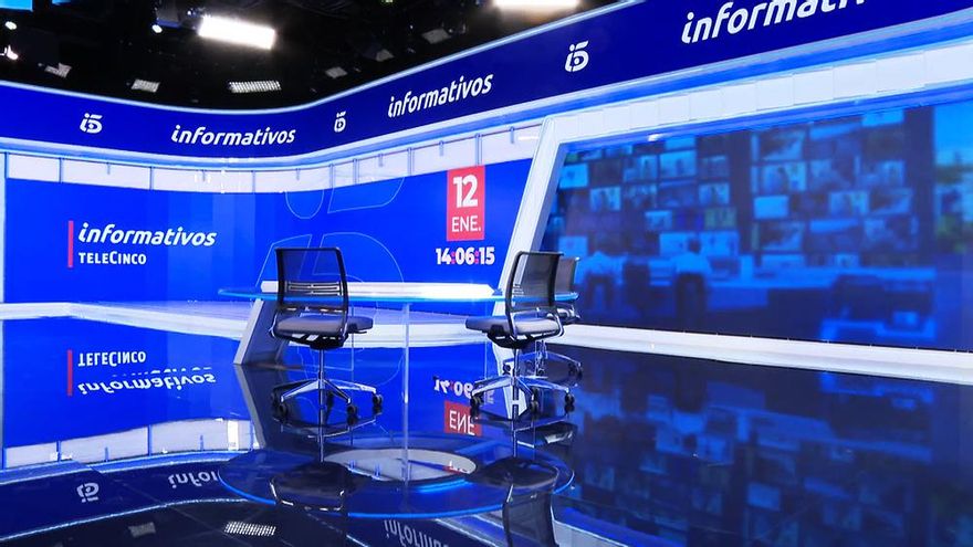 Así es el nuevo plató de Informativos Telecinco: pantallas verticales, spidercam y pantallón de 31 metros