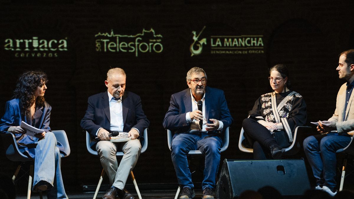 Investigadores e investigadoras de la memoria histórica de Castilla-La Mancha: "La democracia no cayó del cielo"