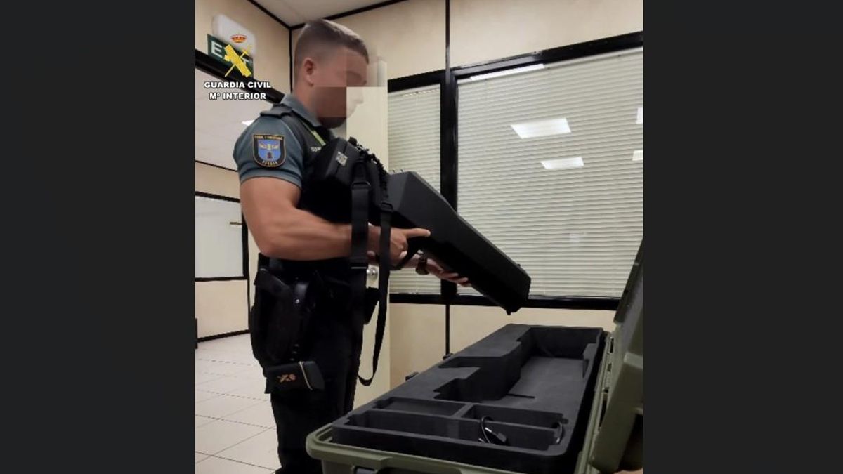 Denunciat per pilotar un dron als voltants del Palau de l'Almudaina de Palma