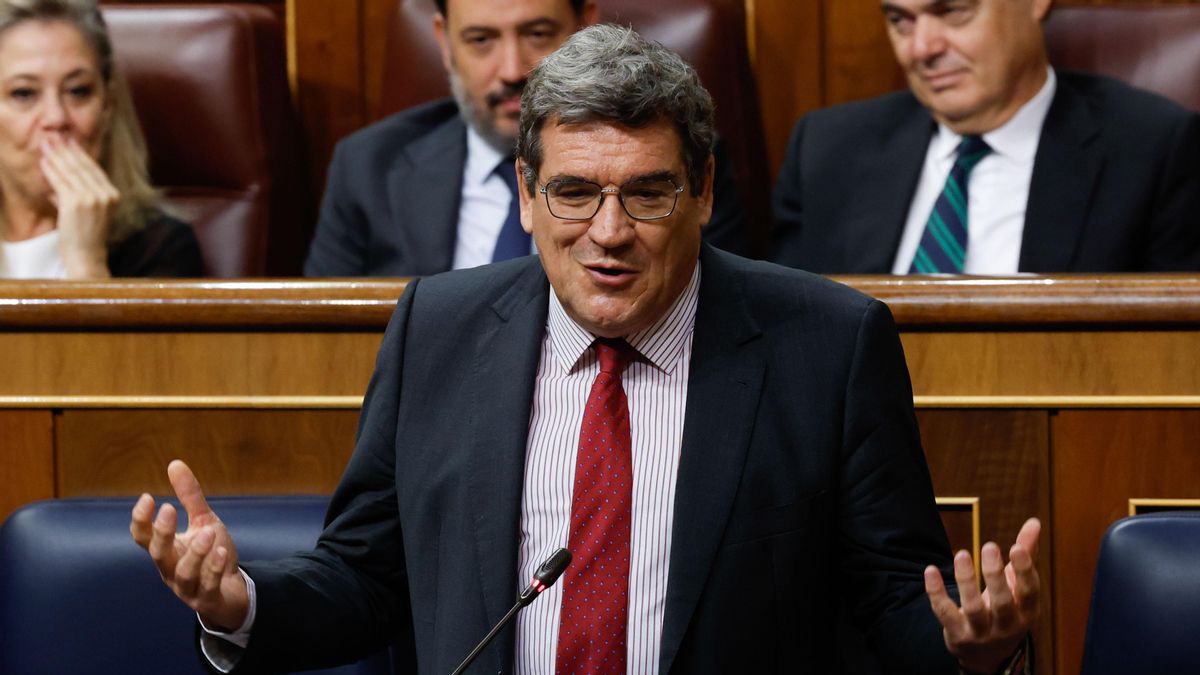 Imagen de archivo del ministro para la Transformación Digital y la Función Pública, José Luis Escrivá. EFE/J.J.Guillén