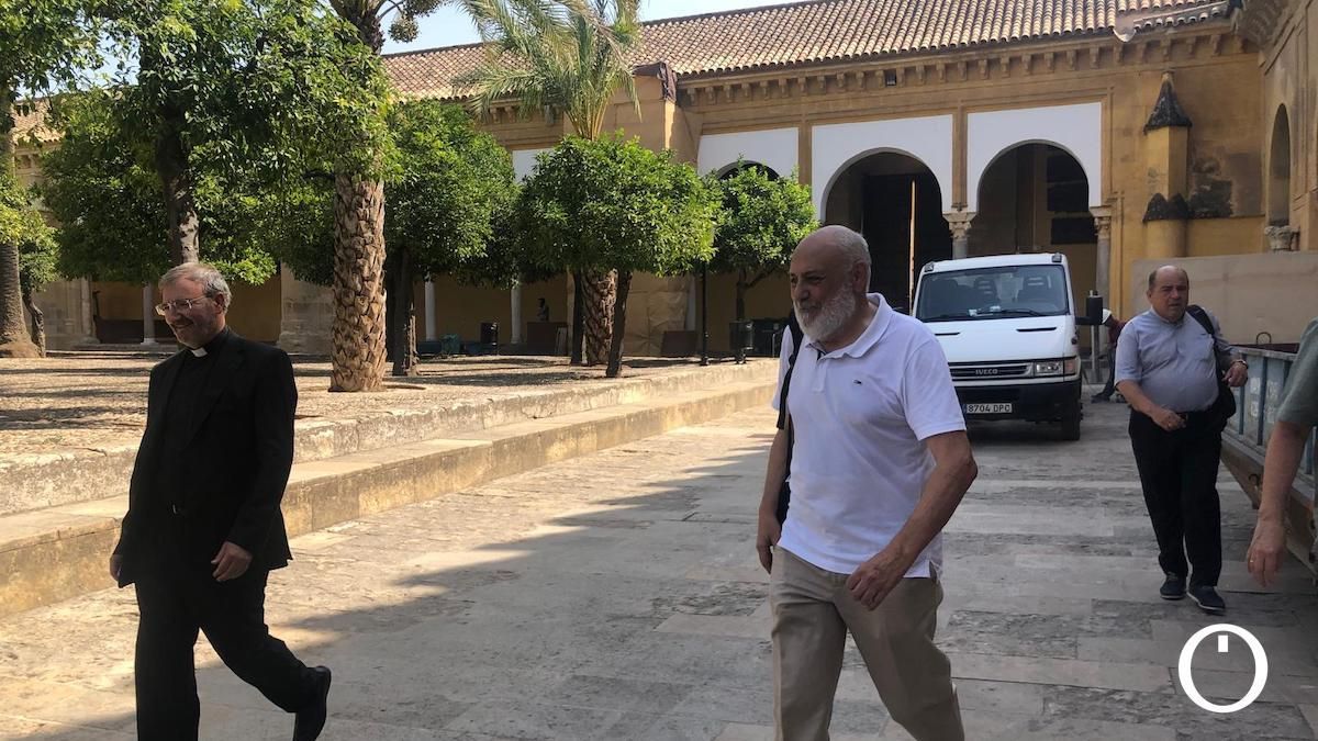 Salida del presidente de Icomos de la Mezquita de Córdoba