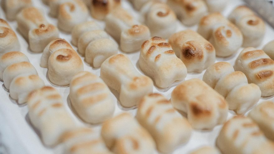 Así se hace paso a paso el auténtico mazapán casero (y solo necesitas dos ingredientes)