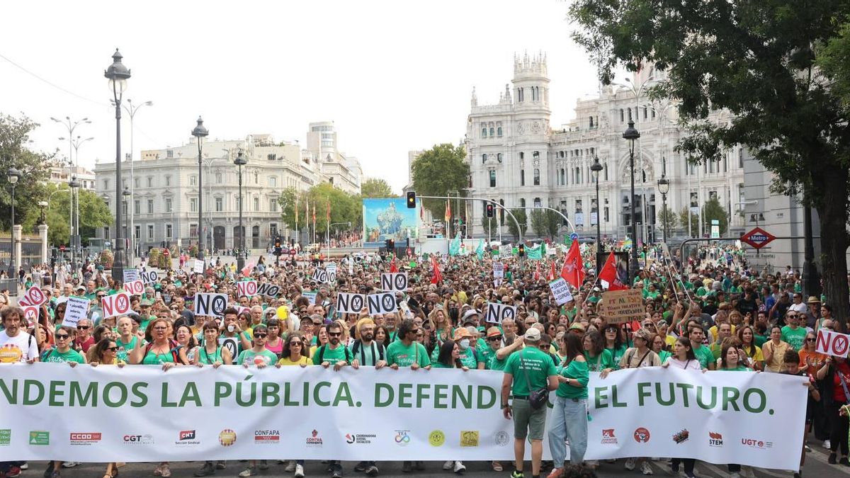 La protesta educativa en la plaza de Cibeles.