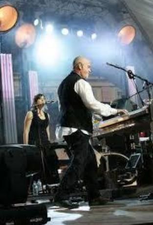 Peter y Melanie Gabriel.