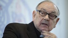 La homosexualidad "es una deficiente sexualidad", según el cardenal Sebastián Aguilar.