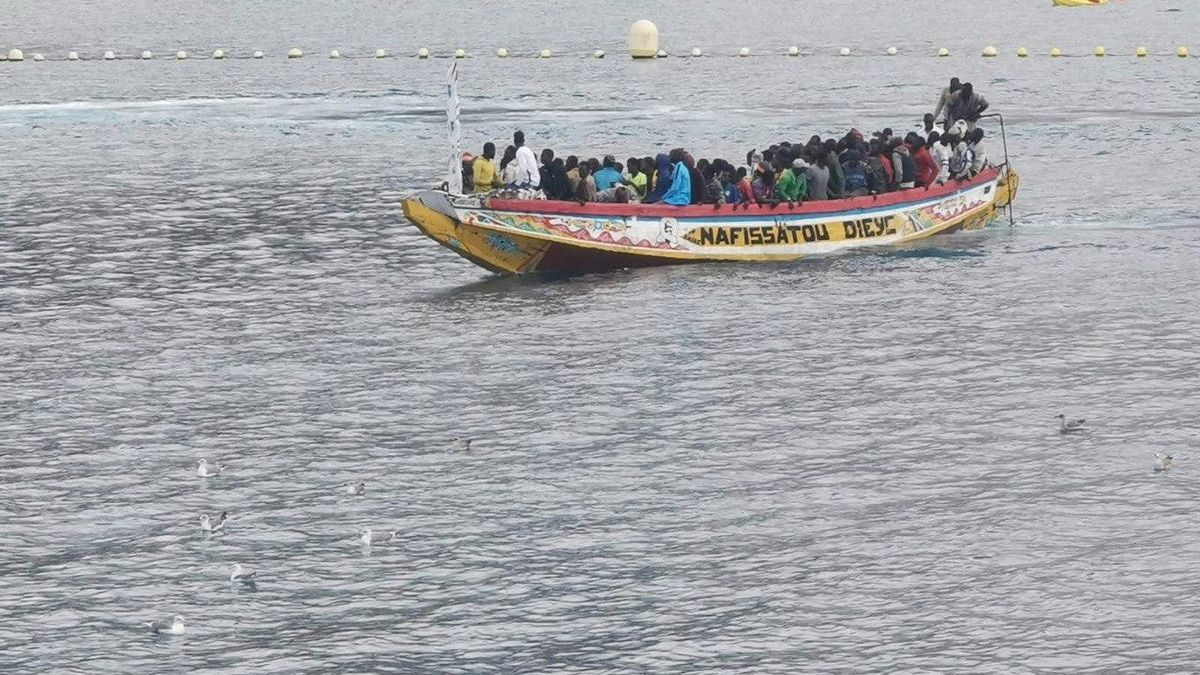 28 menores iban en el cayuco que llegó el martes a Tenerife
