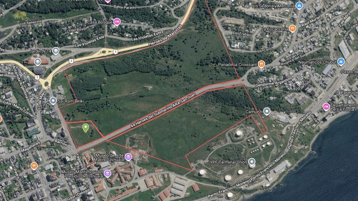 Milei promete acelerar la Base Naval Integrada pero busca rematar en Ushuaia terrenos clave que son de la Armada