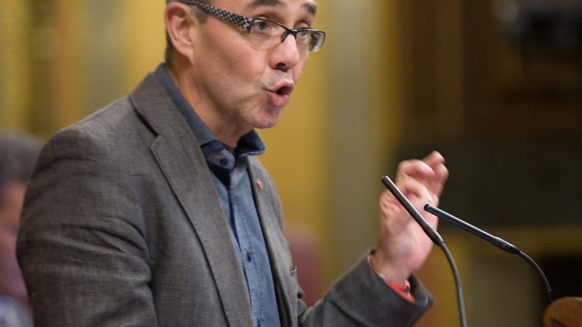 IU-ICV cree que la ley de mercado único responde a "intereses de las multinacionales" y contra el consumidor