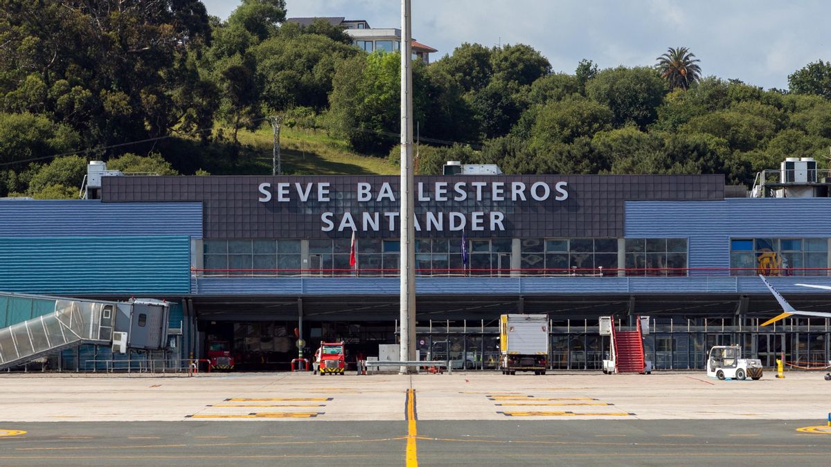 El aeropuerto Seve Ballesteros registra 117.025 pasajeros en septiembre, un 16,6% más que el año anterior