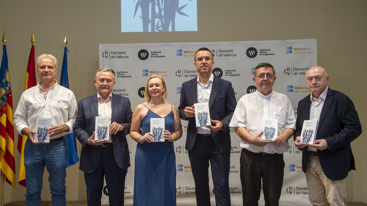 Ricardo Gabaldón, Abelard Saragossà, Natàlia Enguix, Vicent Mompó, Antoni López i Quiles i Paco Terol.