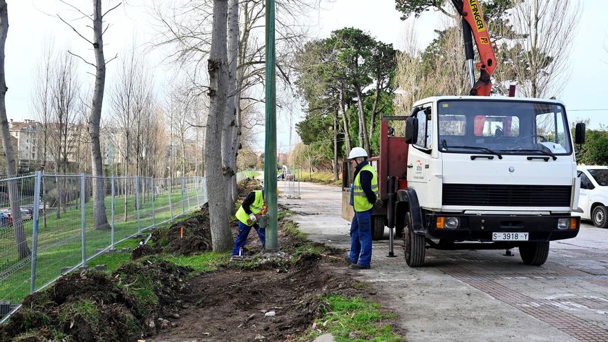 Obras de adecuación del aparcamiento en Mataleñas